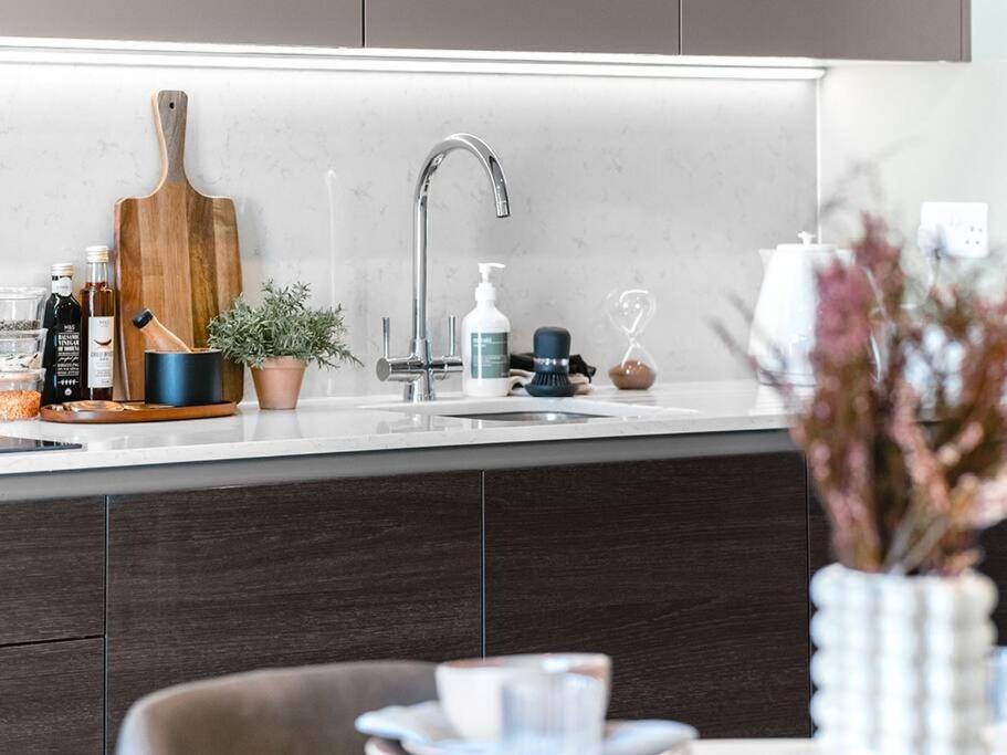 Apartament The Mercian 1 V - 2Bdr - 24 Hour Gym - Netflix Birmingham Zewnętrze zdjęcie